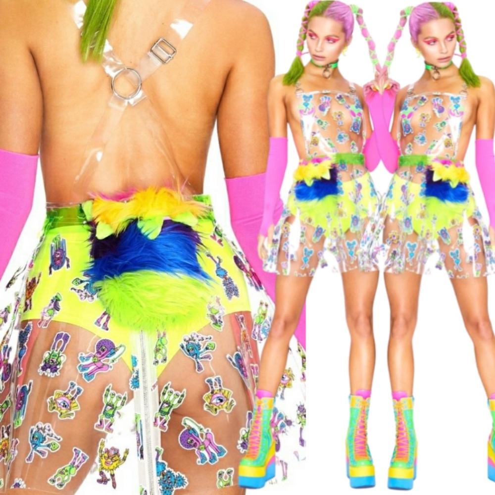 ✅ 【SOLD】 ✅ 
 Dollskill Club Exx Electro Clear Vinyl Pinafore